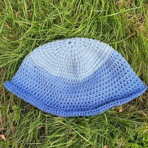 Crochet bucket hat
